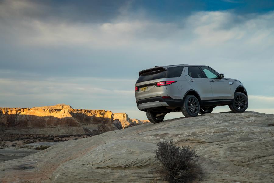  Land Rover Discovery HSE 2017 года  (WW) (фото 33 из 54)